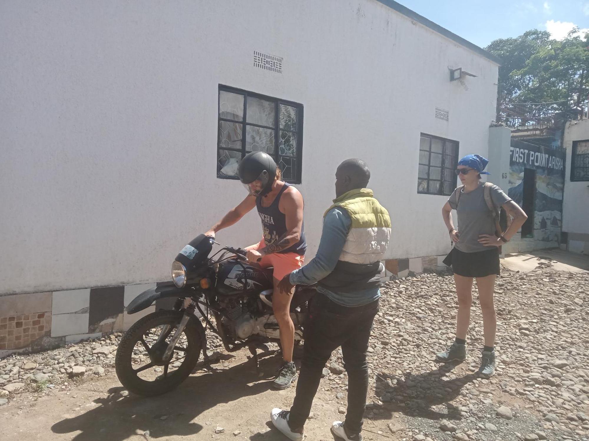 First Point Arusha Hostel Екстериор снимка